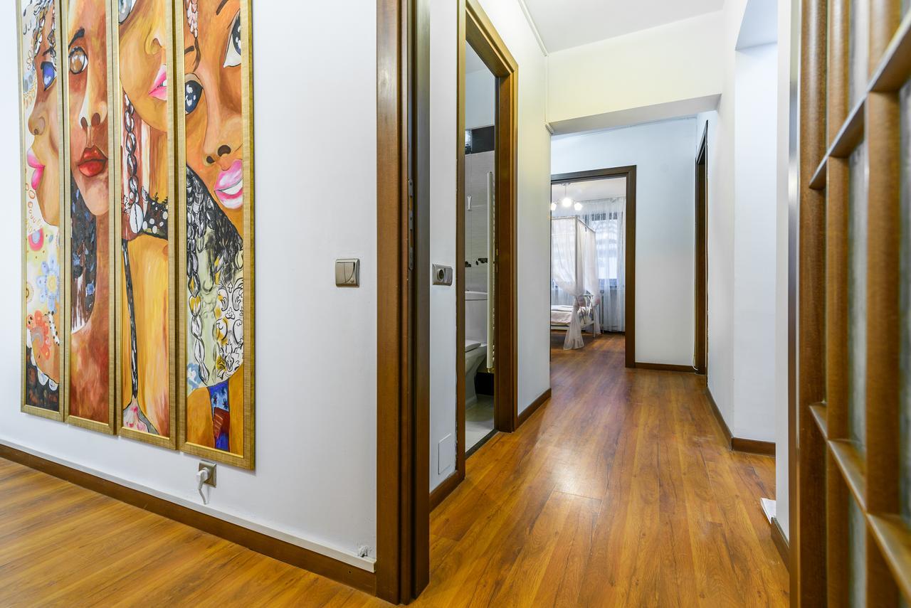 Bucharest Pedestrian Old Town 3 Bedrooms By Orchid Garden المظهر الخارجي الصورة